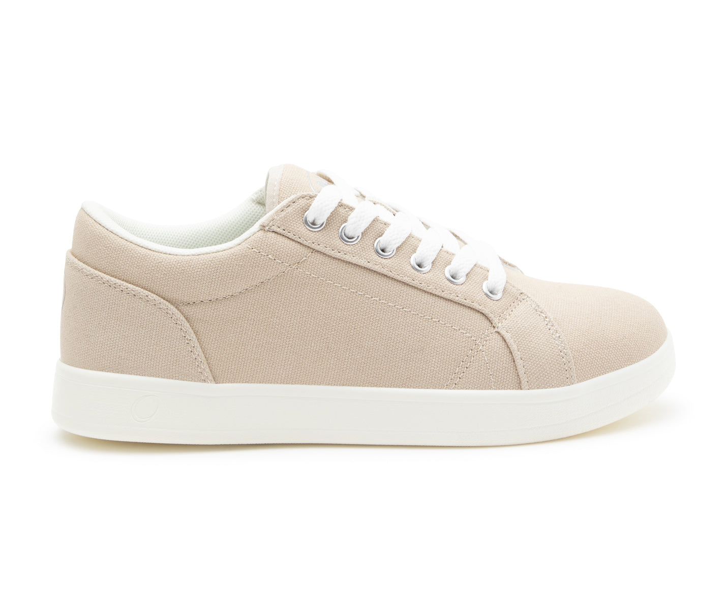 SMOVE Dance Sneaker in Beige von Dancing Queens, im Seitenprofil mit weißen Schnürsenkeln und PU-Sohle gezeigt.